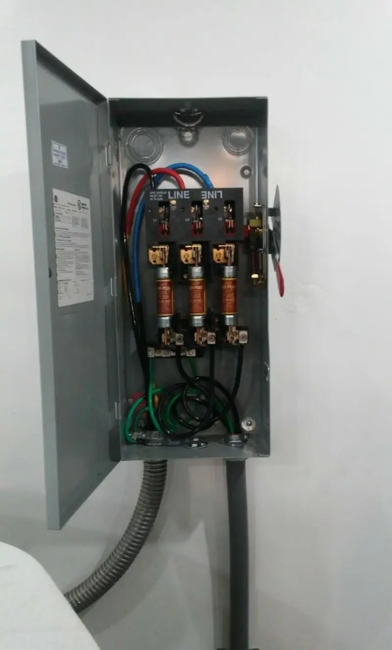 Three-phase disconnect switch installed for Electrical Wiring & Rewiring in Radnor